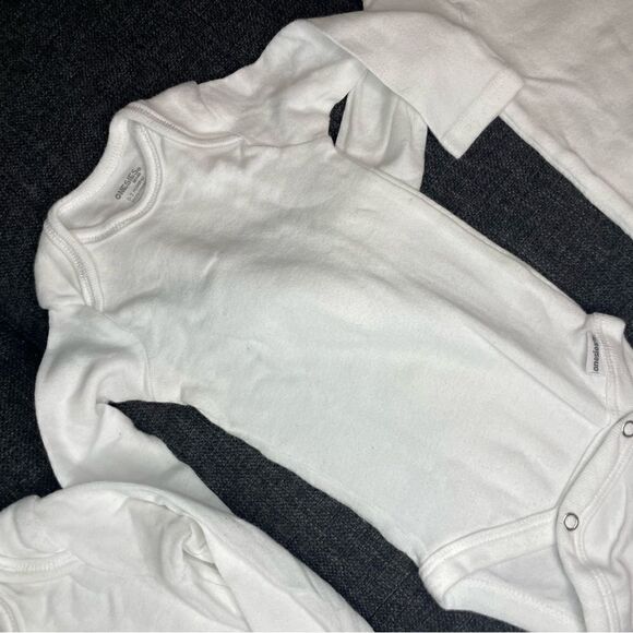 Plain White Baby Onesies Bundle 3 - Picture 10 of 16
